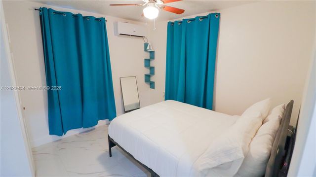 330 NW 82nd Ter, Miami, FL 33150
