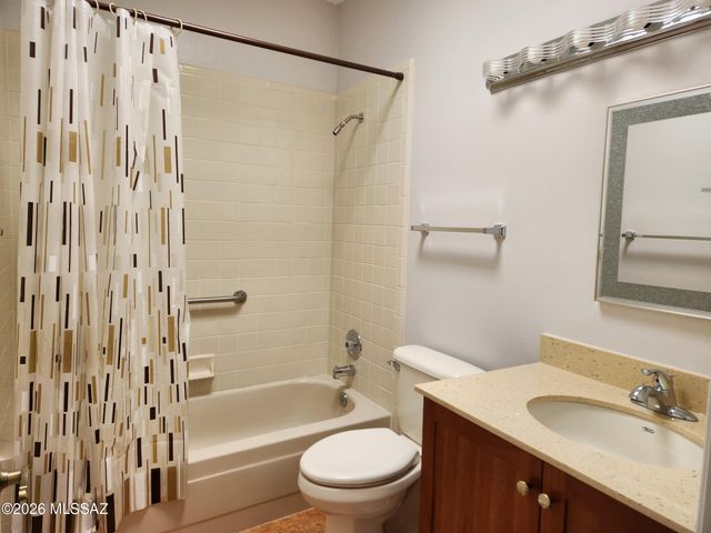 2009 W Misty Hollow Lane, Tucson, AZ 85704