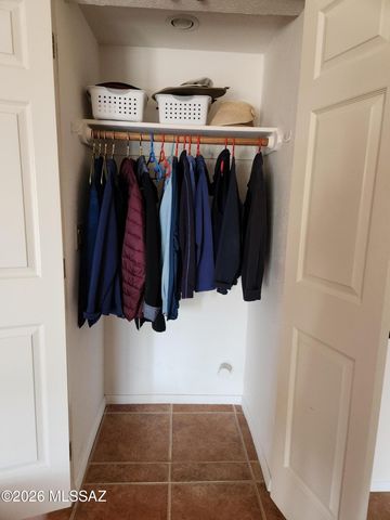 2009 W Misty Hollow Lane, Tucson, AZ 85704