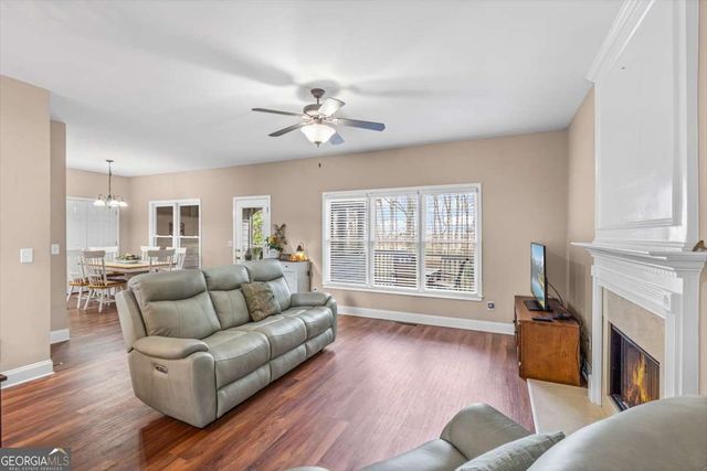 4542 Amysaye Walk NW, Acworth, GA 30101