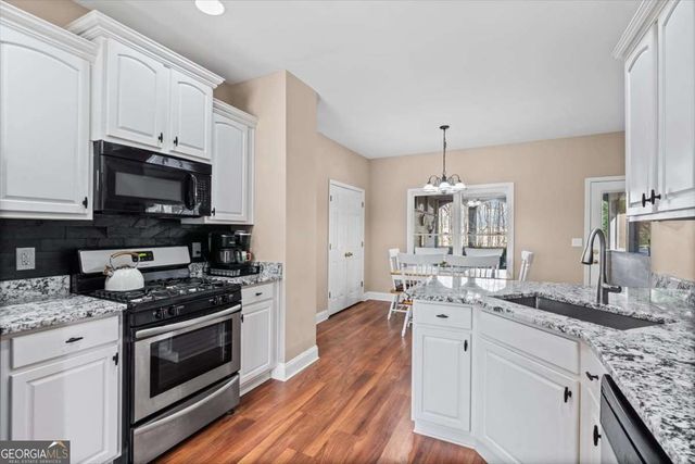 4542 Amysaye Walk NW, Acworth, GA 30101