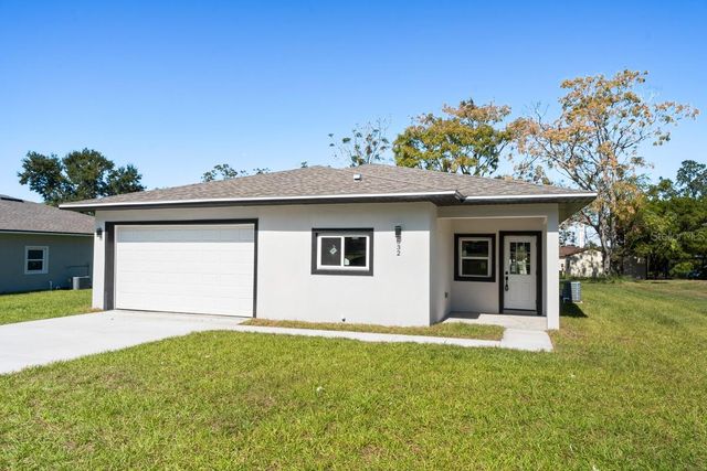 820 E DESOTO STREET, Clermont, FL 34711