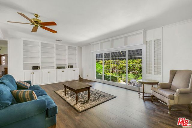 376 N Bonhill Road, Los Angeles, CA 90049