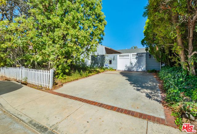 376 N Bonhill Road, Los Angeles, CA 90049