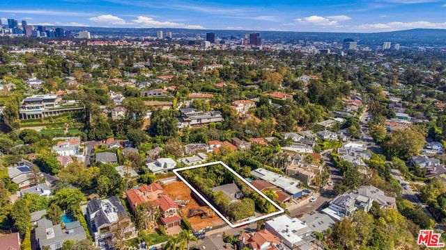 376 N Bonhill Road, Los Angeles, CA 90049