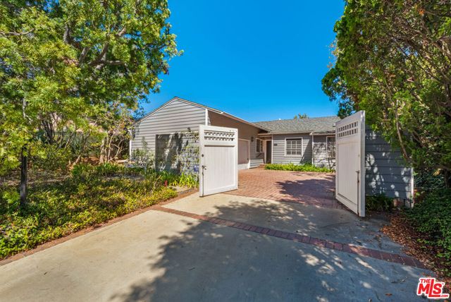 376 N Bonhill Road, Los Angeles, CA 90049