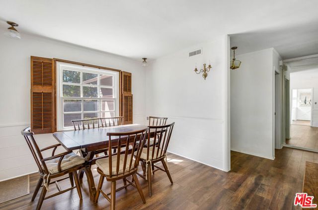 376 N Bonhill Road, Los Angeles, CA 90049