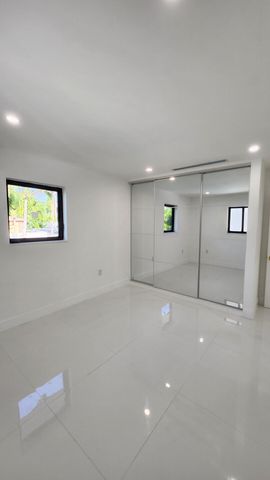 1275 NE 200th Terrace, Miami, FL 33179