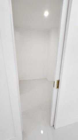 1275 NE 200th Terrace, Miami, FL 33179