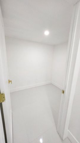 1275 NE 200th Terrace, Miami, FL 33179