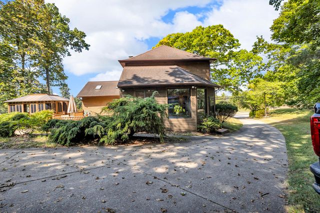 1903 Kibby Road, Jackson City, MI 49203
