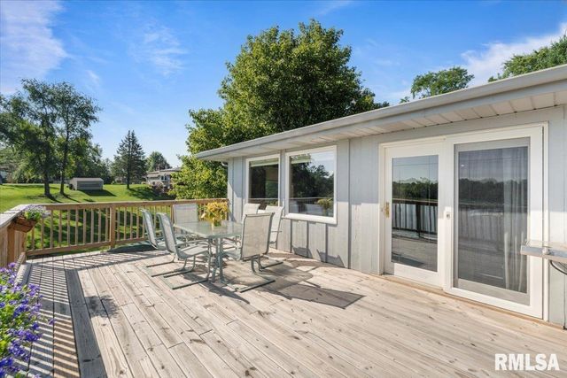 516 CRESTVIEW Drive, Sherrard, IL 61281