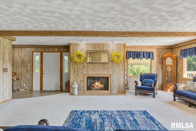 516 CRESTVIEW Drive, Sherrard, IL 61281