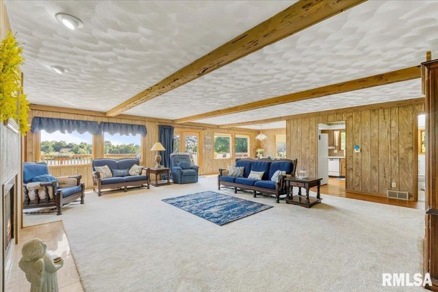 516 CRESTVIEW Drive, Sherrard, IL 61281