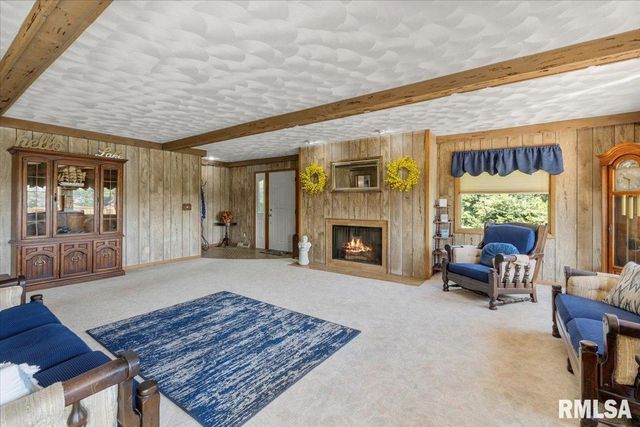 516 CRESTVIEW Drive, Sherrard, IL 61281