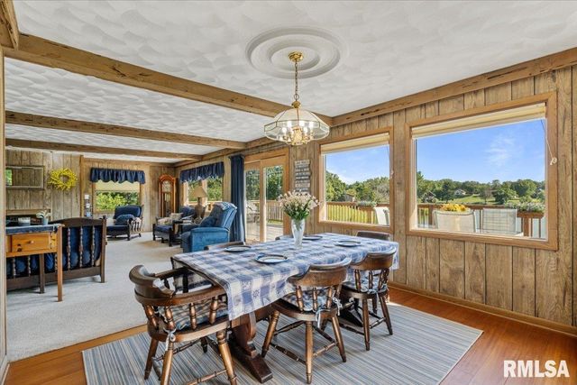 516 CRESTVIEW Drive, Sherrard, IL 61281