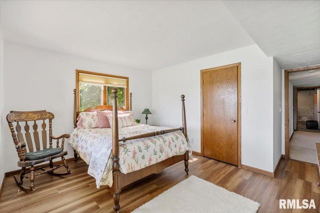 516 CRESTVIEW Drive, Sherrard, IL 61281