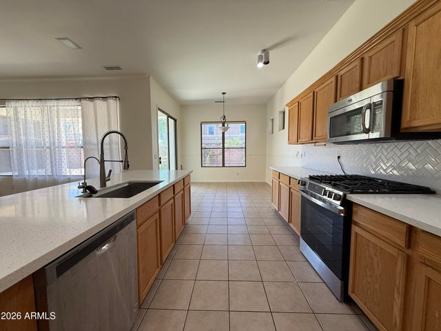 281 W FLAMINGO Drive, Chandler, AZ 85286