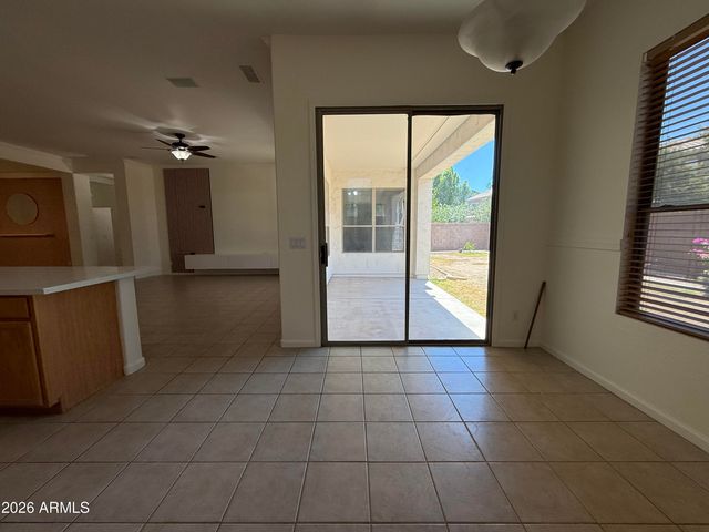281 W FLAMINGO Drive, Chandler, AZ 85286