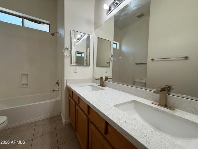 281 W FLAMINGO Drive, Chandler, AZ 85286