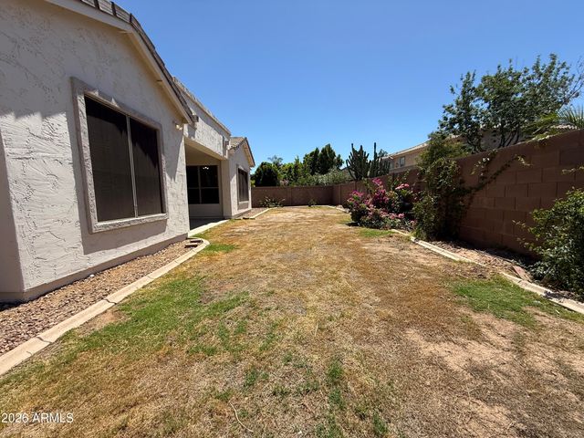 281 W FLAMINGO Drive, Chandler, AZ 85286