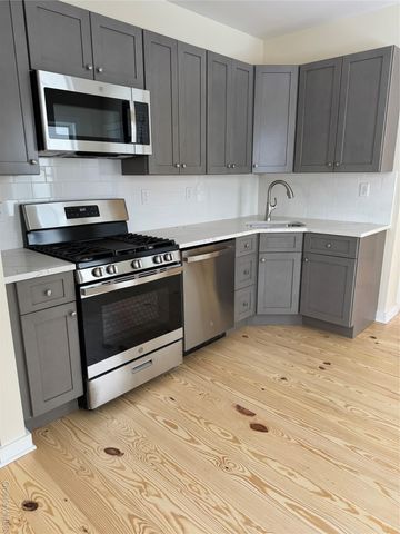 14 Orchard Street 1, Warwick, NY 10990