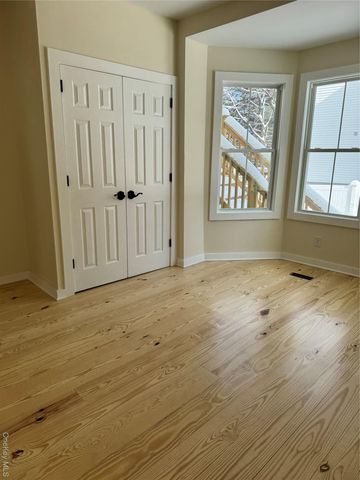 14 Orchard Street 1, Warwick, NY 10990