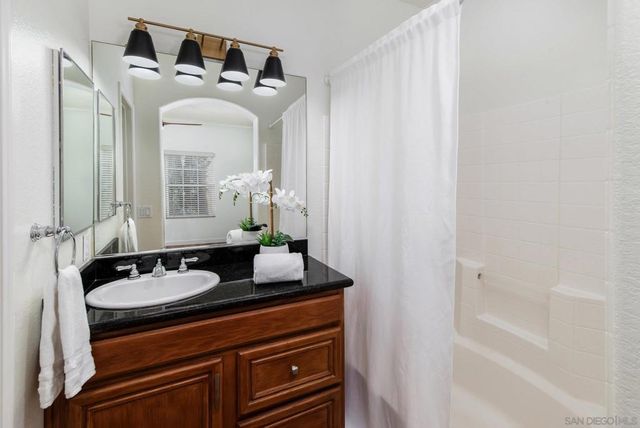 3710 Mykonos Ln 172, San Diego, CA 92130