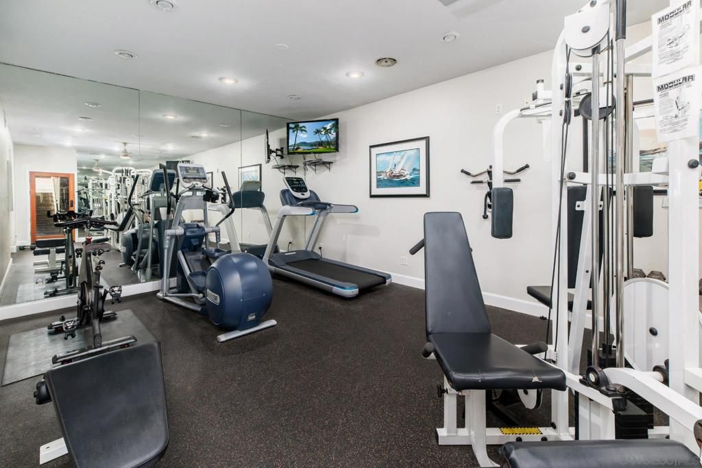 Image 36 of property listing at 3710 Mykonos Ln 172, San Diego, CA 92130