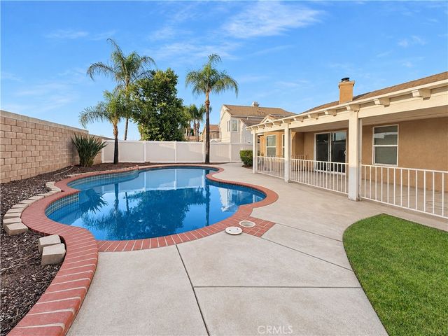 31119 Larchwood, Menifee, CA 92584