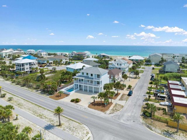 1 Calle Traviesa, Pensacola Beach, FL 32561