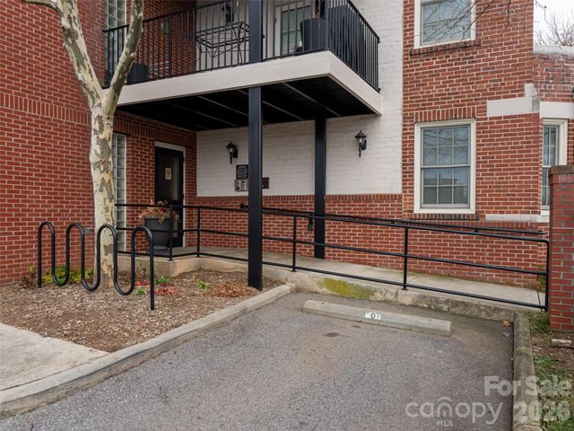 61 Church Street 103, Asheville, NC 28801