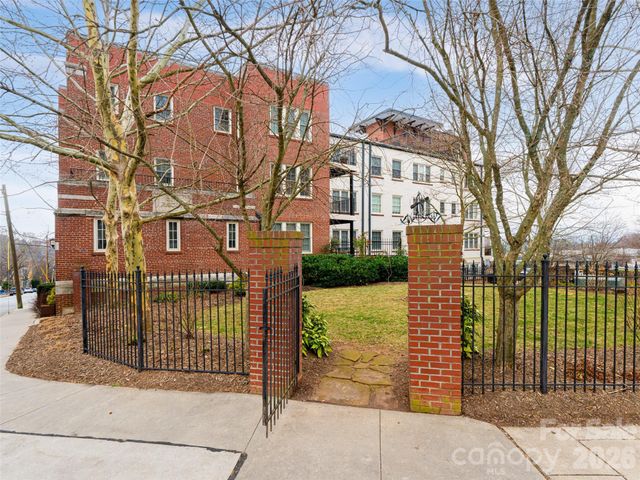 61 Church Street 103, Asheville, NC 28801