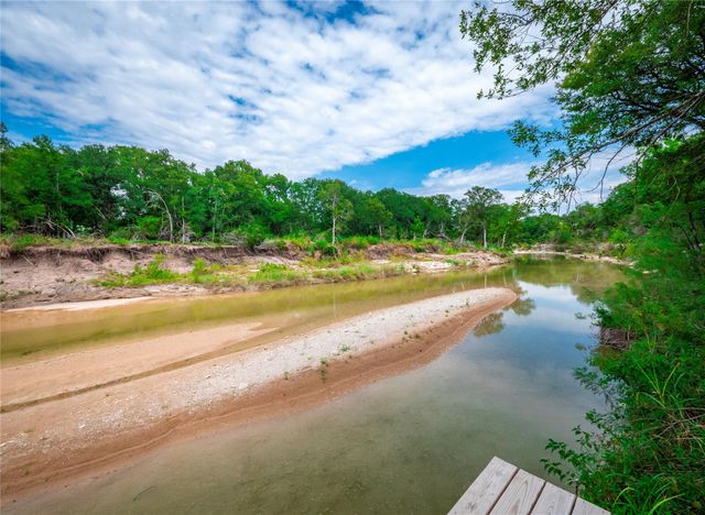 205 River RD, Liberty Hill, TX 78642