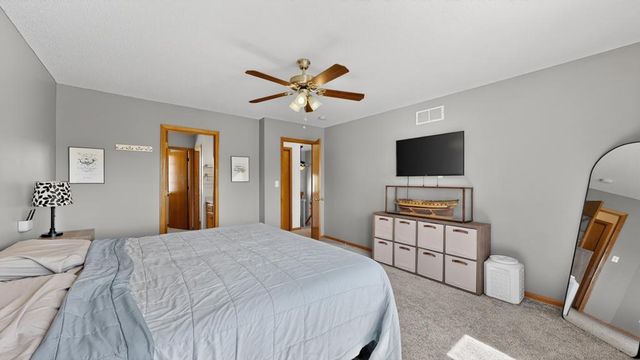 5208 Pinehurst Lane NW, Rochester, MN 55901