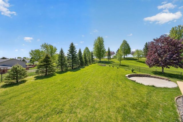 5208 Pinehurst Lane NW, Rochester, MN 55901