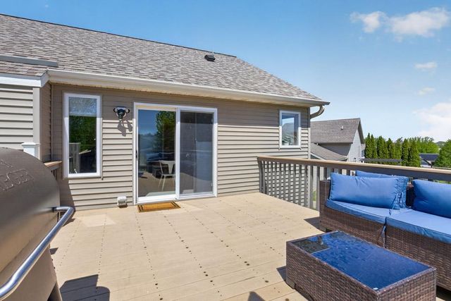5208 Pinehurst Lane NW, Rochester, MN 55901
