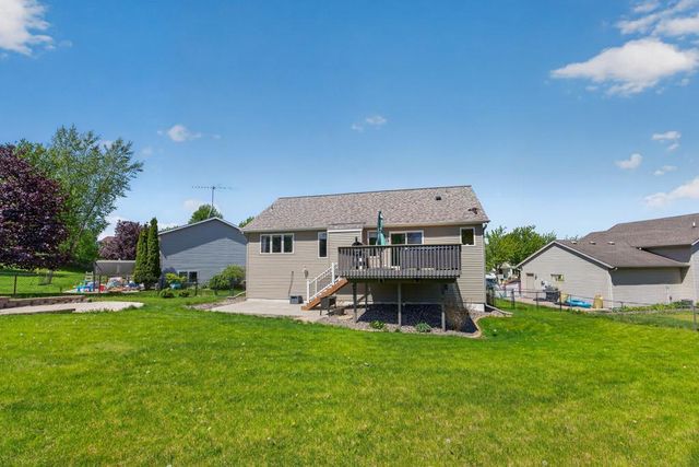 5208 Pinehurst Lane NW, Rochester, MN 55901