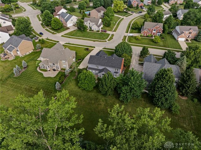 1050 Star Valley Court, Centerville, OH 45458