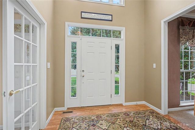 1050 Star Valley Court, Centerville, OH 45458