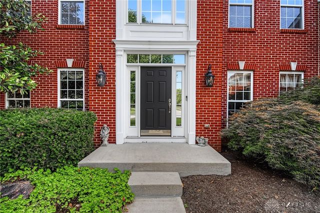 1050 Star Valley Court, Centerville, OH 45458