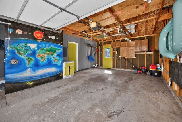 1207 Holly Drive, Norwalk, IA 50211
