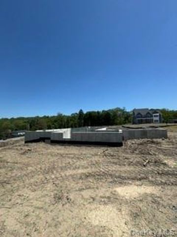 10 Shadow Court, Wappingers Falls, NY 12590