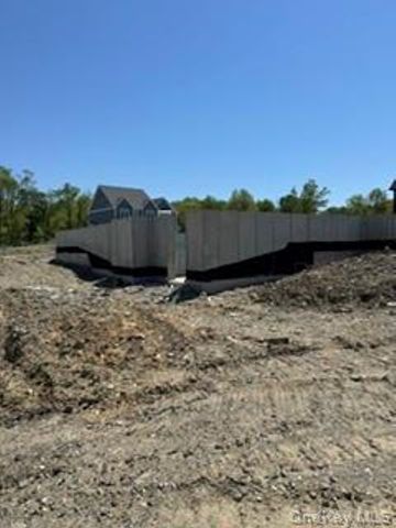 10 Shadow Court, Wappingers Falls, NY 12590