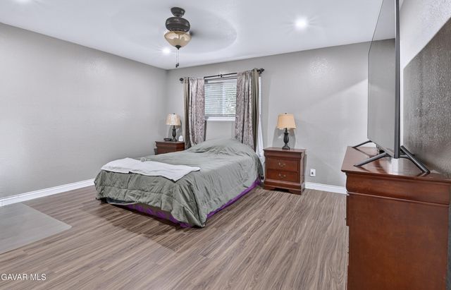 834 E Avenue J6, Lancaster, CA 93535