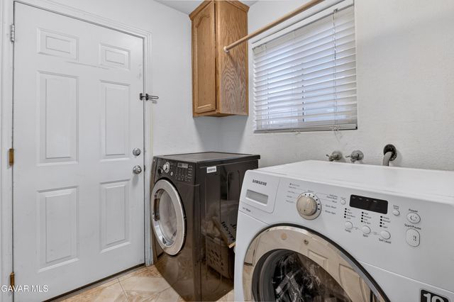 834 E Avenue J6, Lancaster, CA 93535