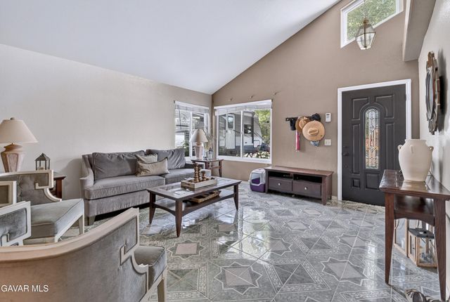 834 E Avenue J6, Lancaster, CA 93535