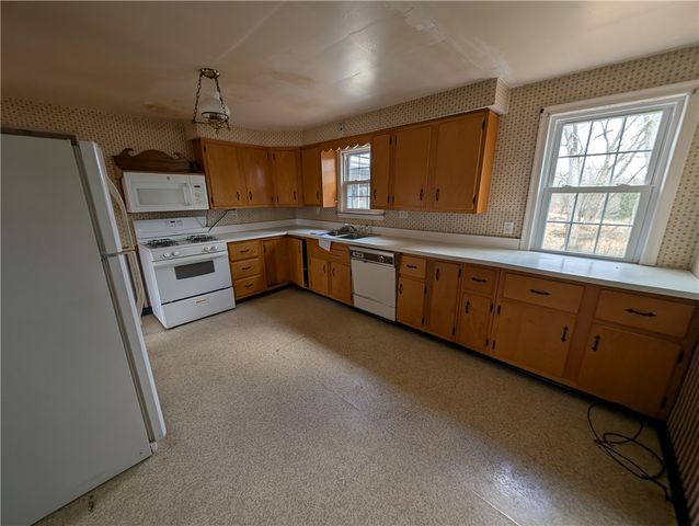 2139 Northwest Drive, North Huntingdon, PA 15642