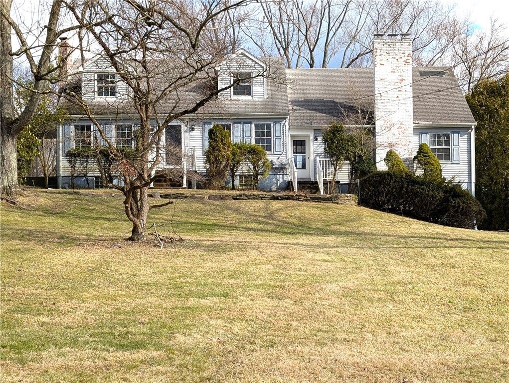 2139 Northwest Drive, North Huntingdon, PA 15642