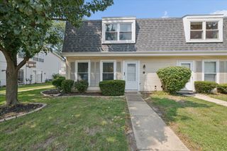 21 Fernwood Drive 21U, Bolingbrook, IL 60440